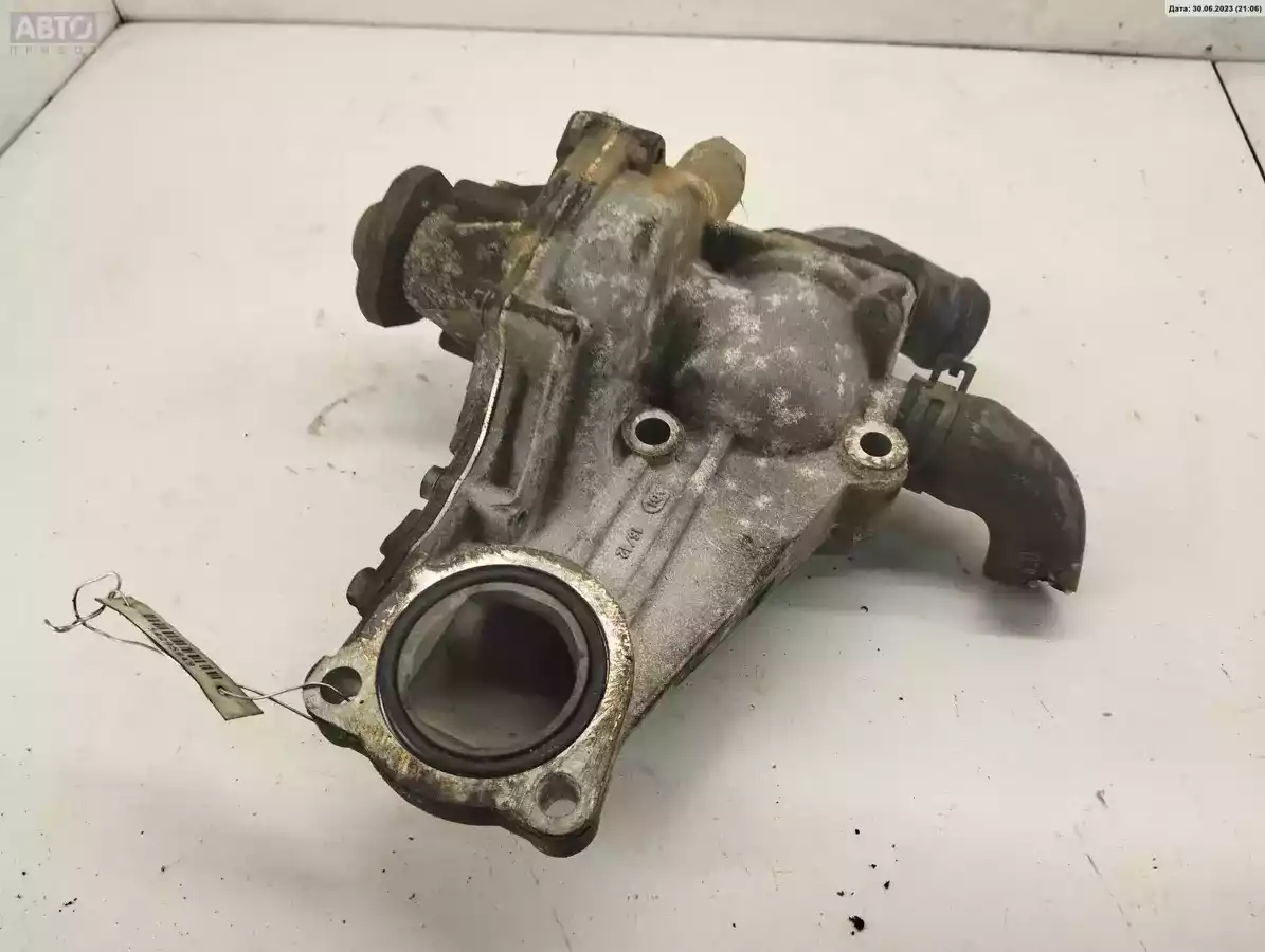 Помпа к Volkswagen Passat 1999