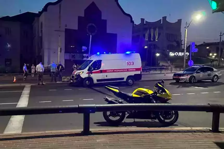 Появилось видео смертельной аварии мотоциклиста в центре Гродно 4 июля