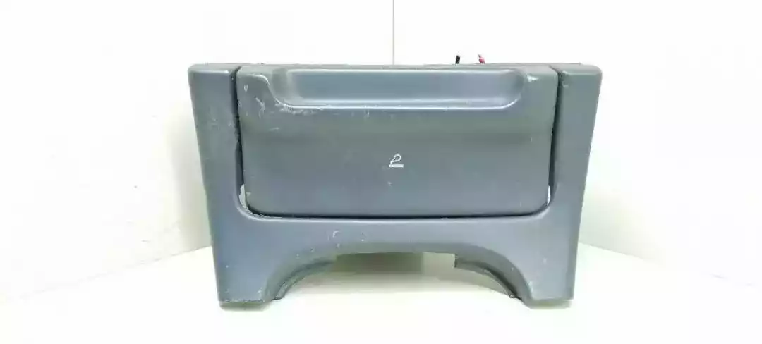 Пепельница к Renault Laguna 1998