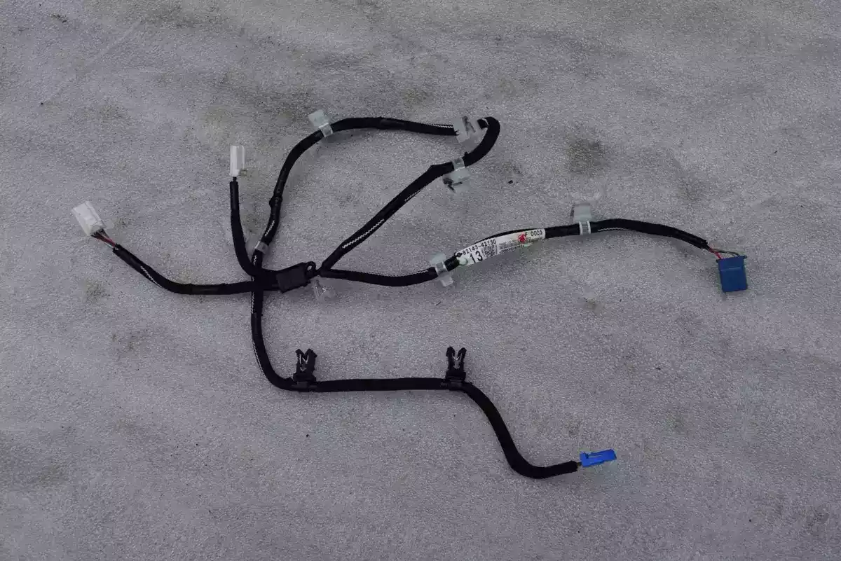 Проводка к Toyota RAV 4 2020