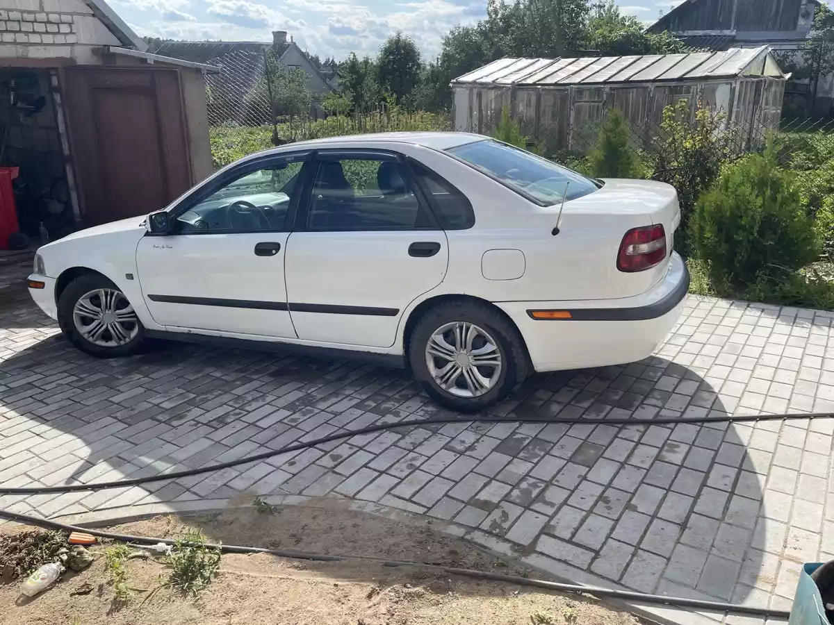 2003г. Volvo S40 I Рестайлинг 1.9л. купить с пробегом в г.Волковыск -  11776515