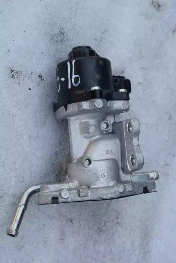 Клапан EGR к Toyota RAV 4 2020