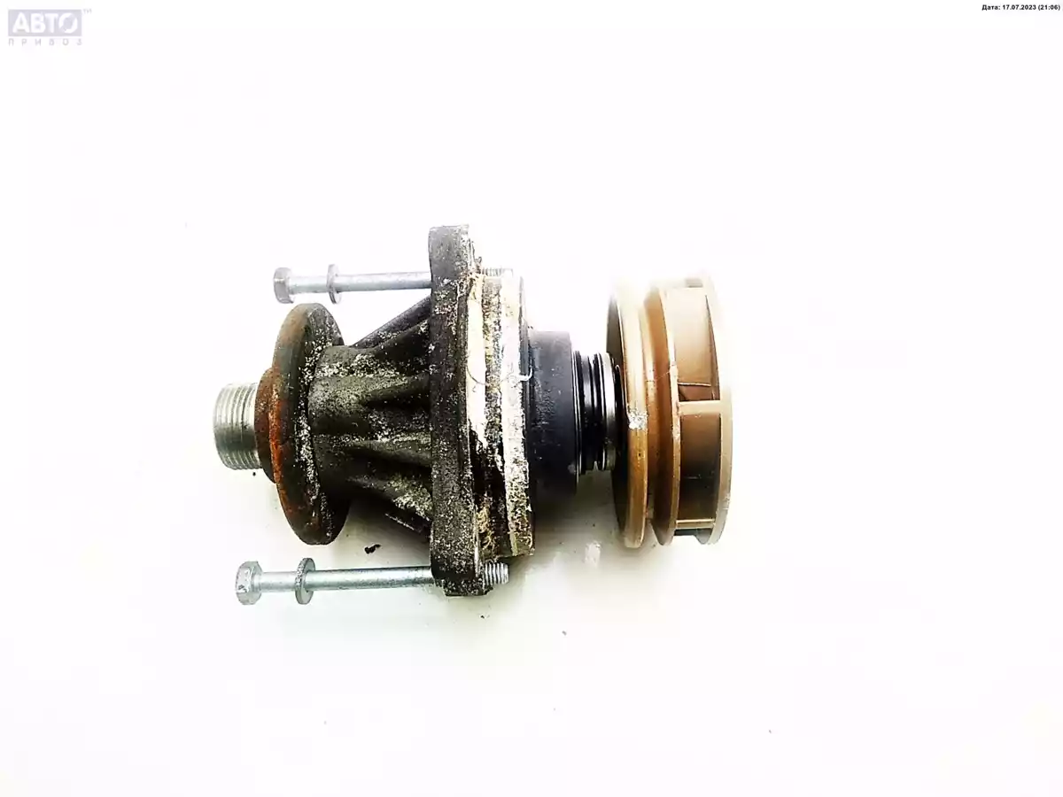 Помпа к BMW 5 series 2000