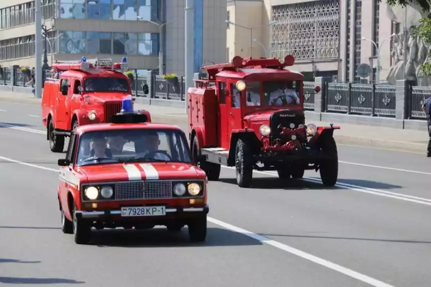 В субботу – парад техники МЧС в честь 170-летия пожарной службы. Как будут ограничивать движение