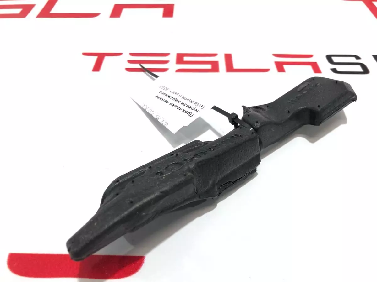 Прокладка к Tesla Model S 2018