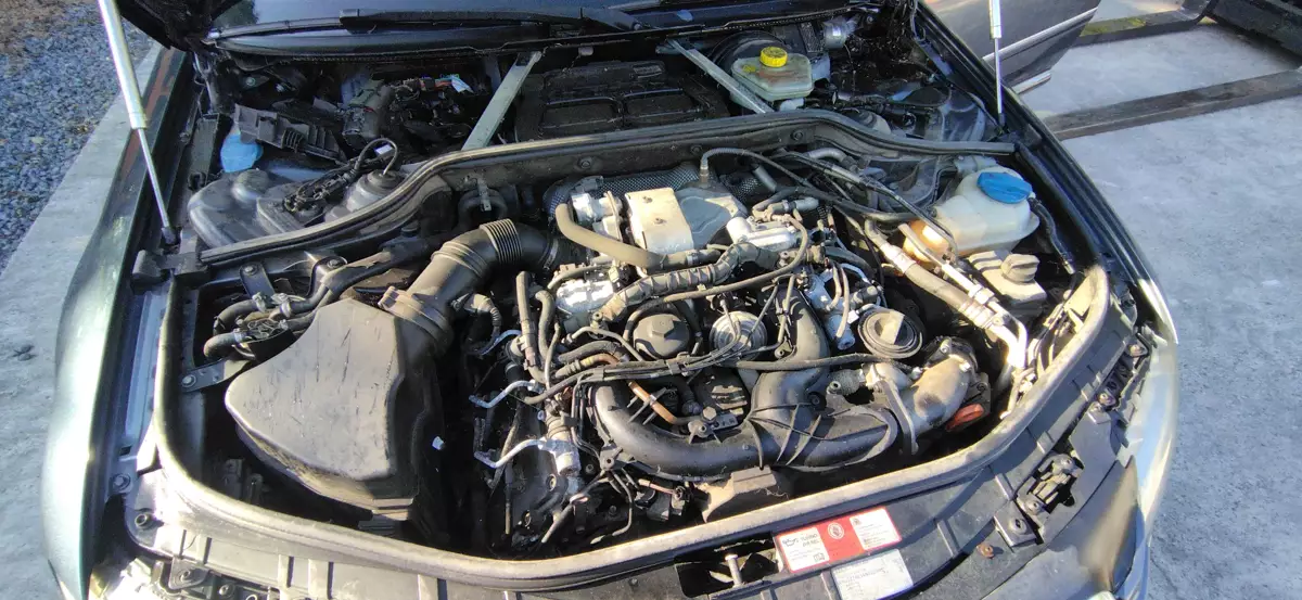 Ручка наружная передняя правая к Audi A8 2004