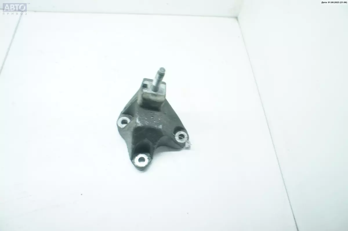 Кронштейн КПП к Ford Focus 2000