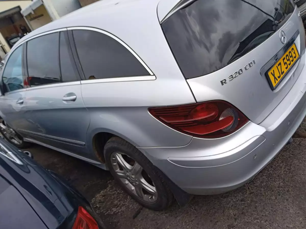 Моторчик стеклоочистителя  к Mercedes-Benz R-klasse 2007