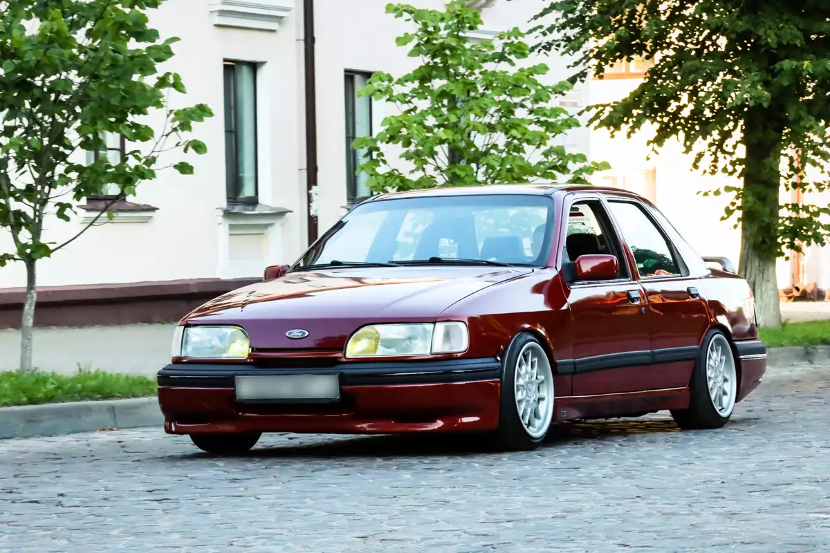 Посмотрите, какую Ford Sierra построили в белорусском райцентре