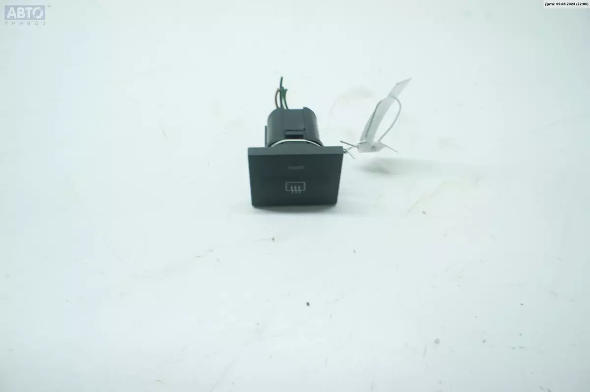 Кнопка  к Ford Focus 2007