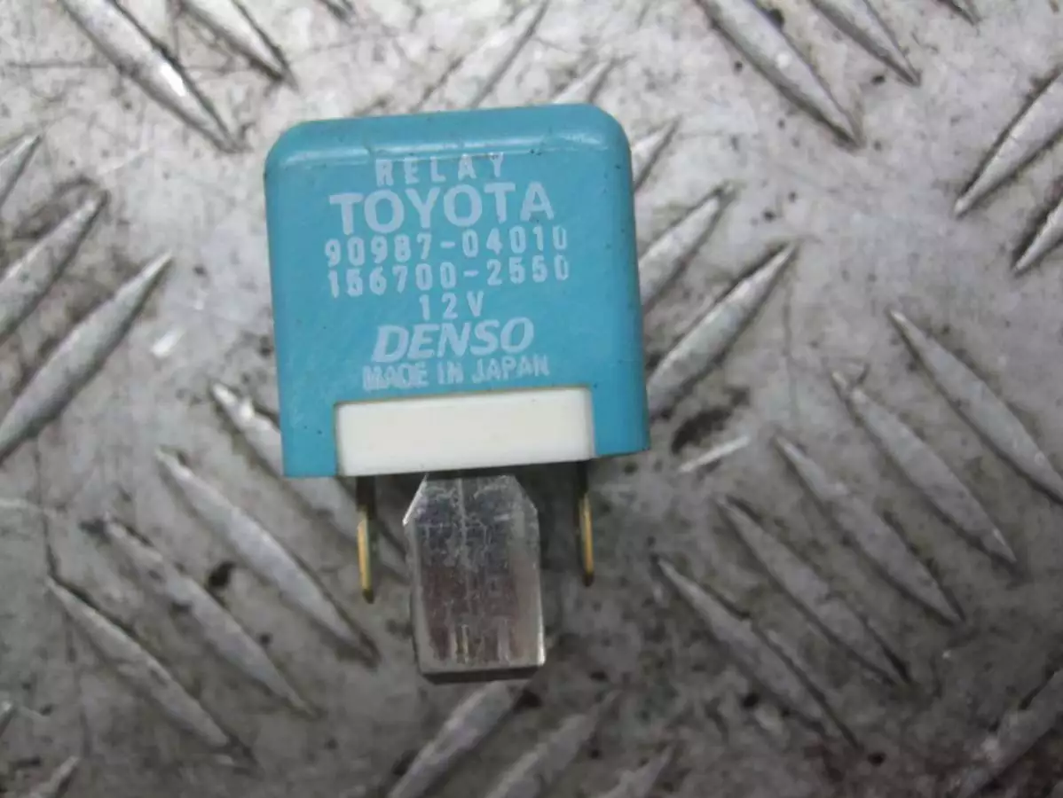 Реле (прочие) к Toyota Prius 2006