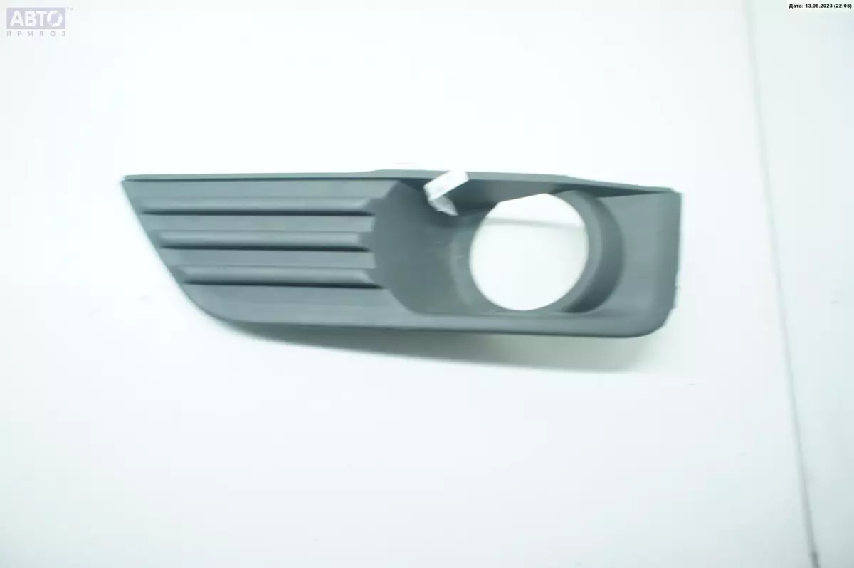 Рамка фары к Ford Focus 2007