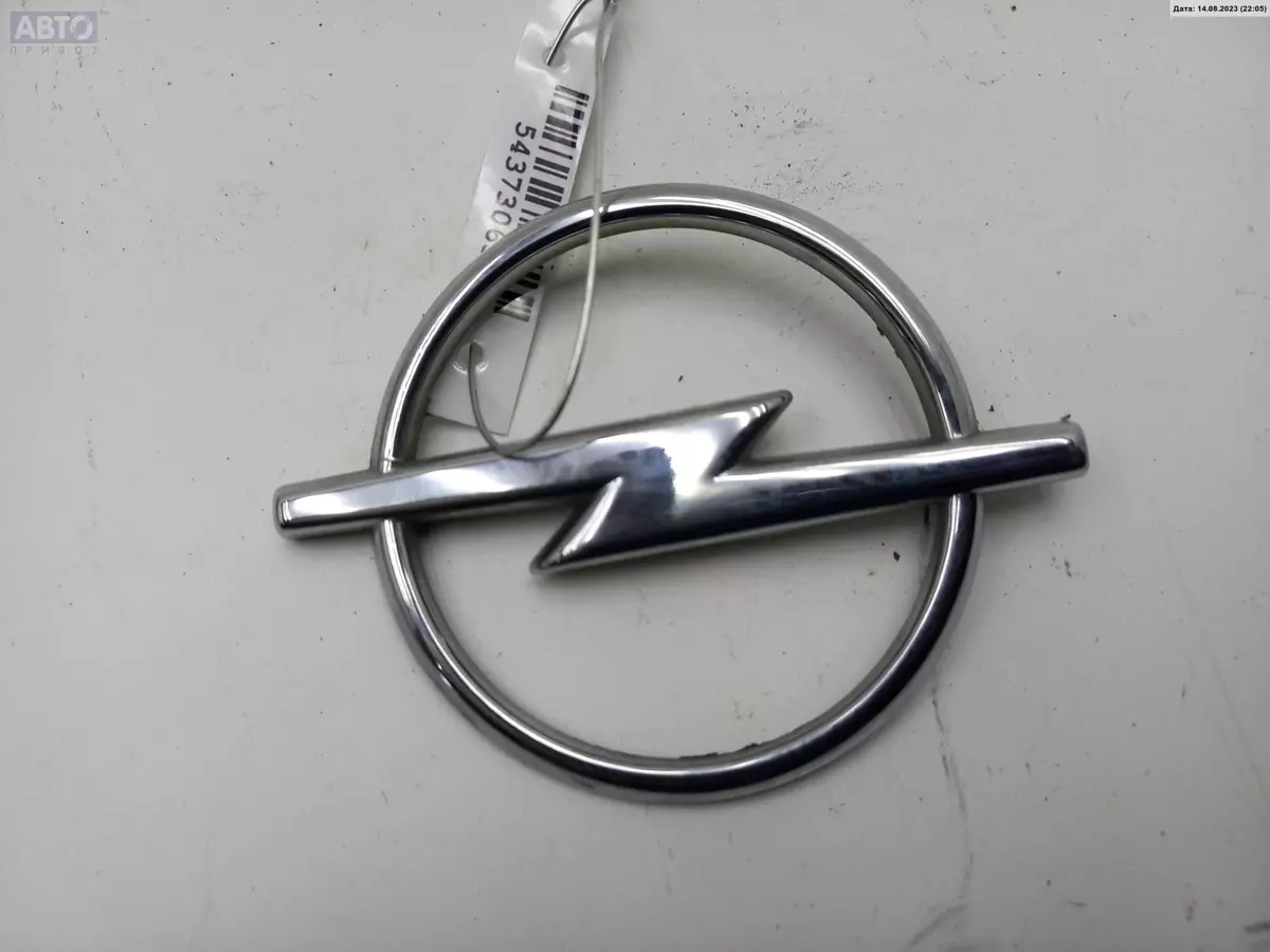 Эмблема к Opel Vectra 2000