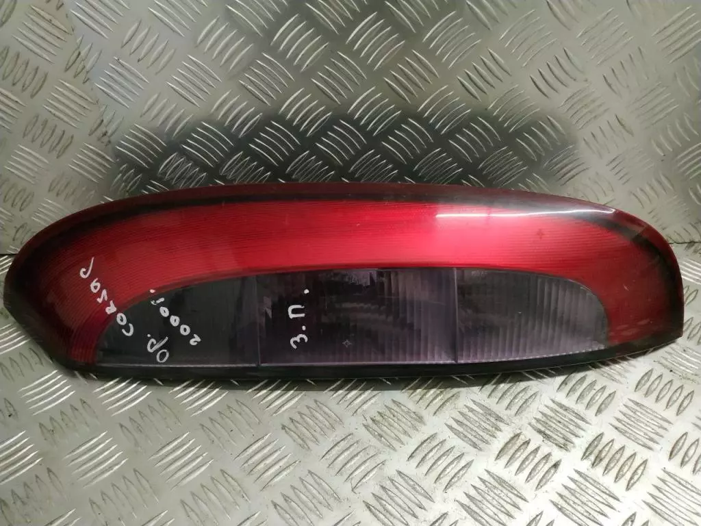 Фонарь задний правый к Opel Corsa 2000
