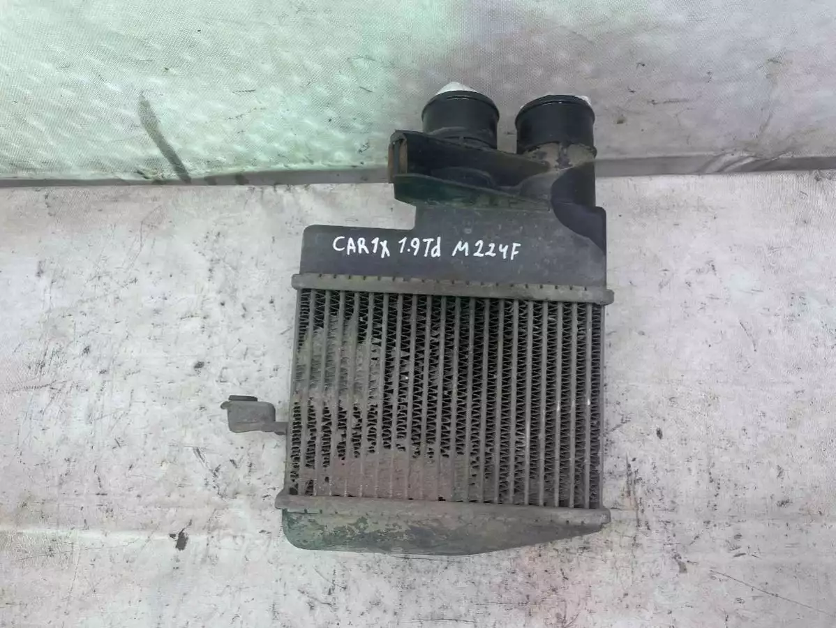 Интеркулер к Mitsubishi Carisma 1997