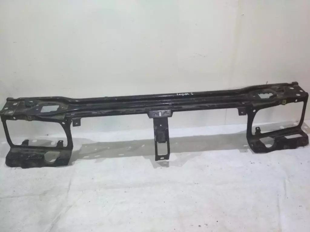 Рамка капота к Renault Laguna 1998