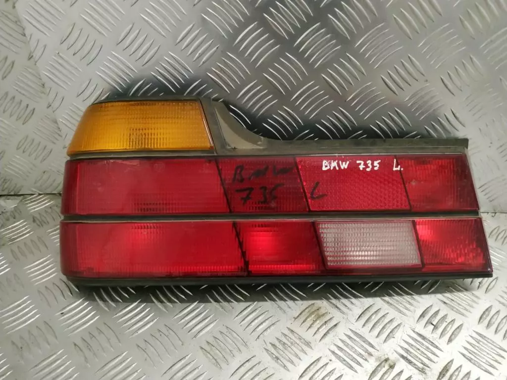 Фонарь задний левый к BMW 7 series 1992