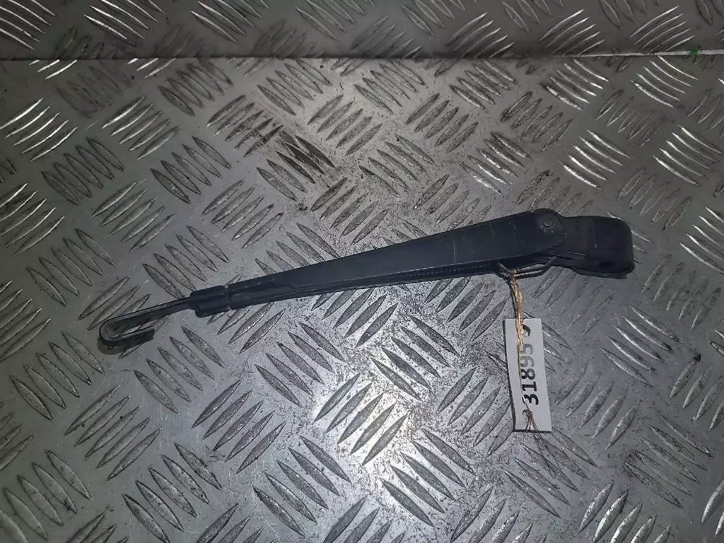 Щеткодержатель к Citroen Berlingo 2001