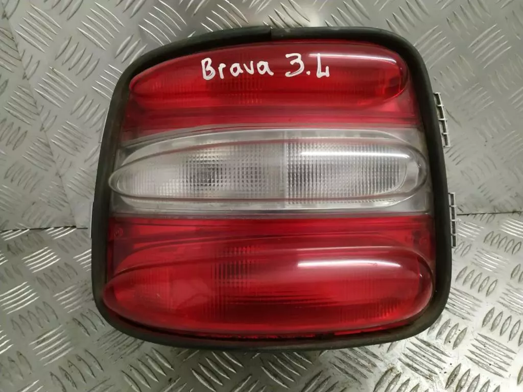 Фонарь задний левый к Fiat Brava 1996