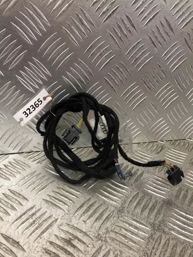 Проводка двери к Audi A6 2000