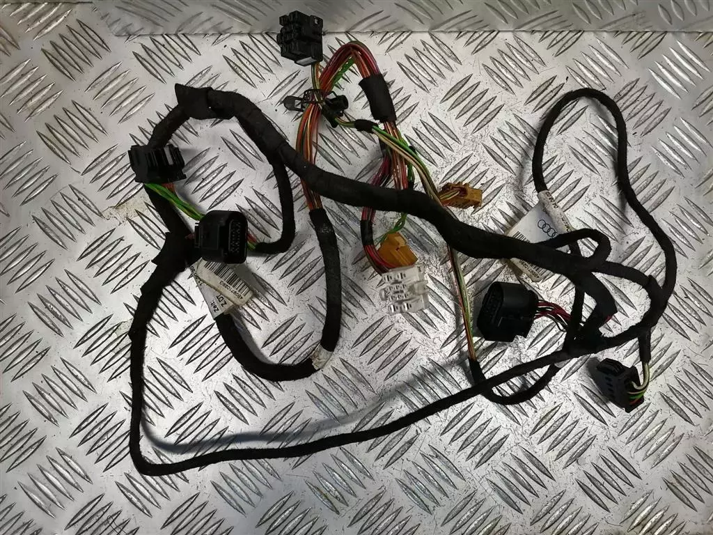 Проводка двери к Audi A6 2002