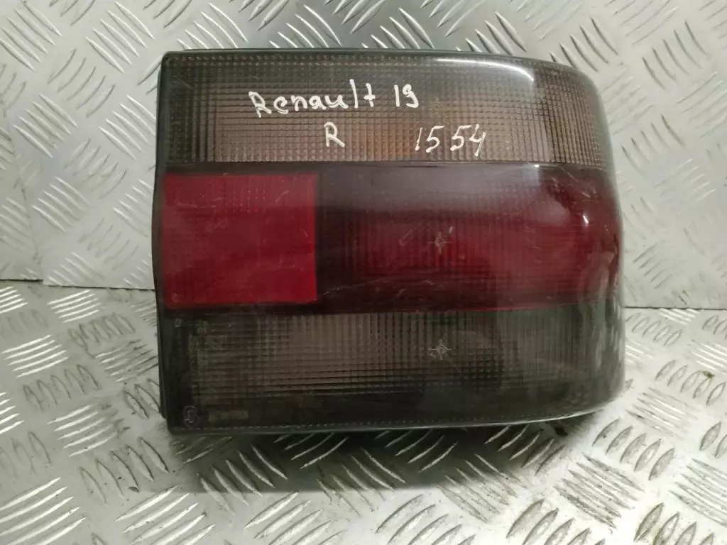 Фонарь задний правый к Renault 19 1992