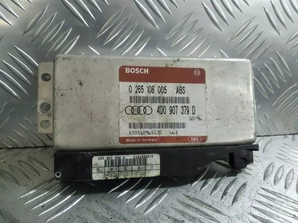 Блок управления ABS к Audi A4 1996