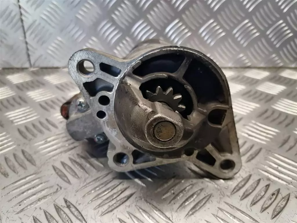 Стартер к Mazda MPV 2003