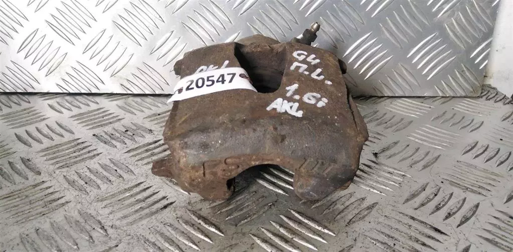 Суппорт передний левый к Audi A3 1999