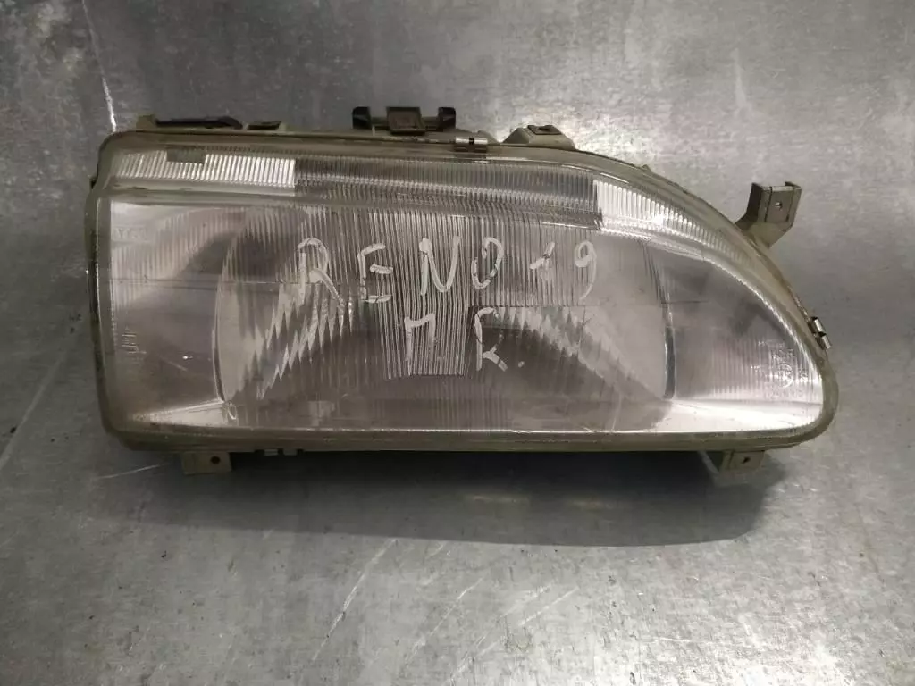 Фара правая к Renault 19 1993