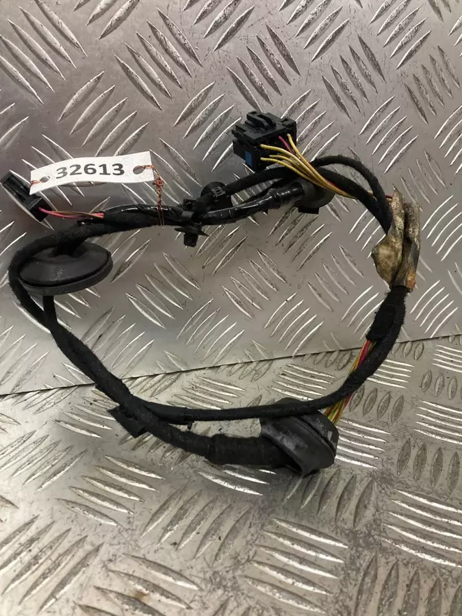 Проводка двери к SEAT Leon 2000