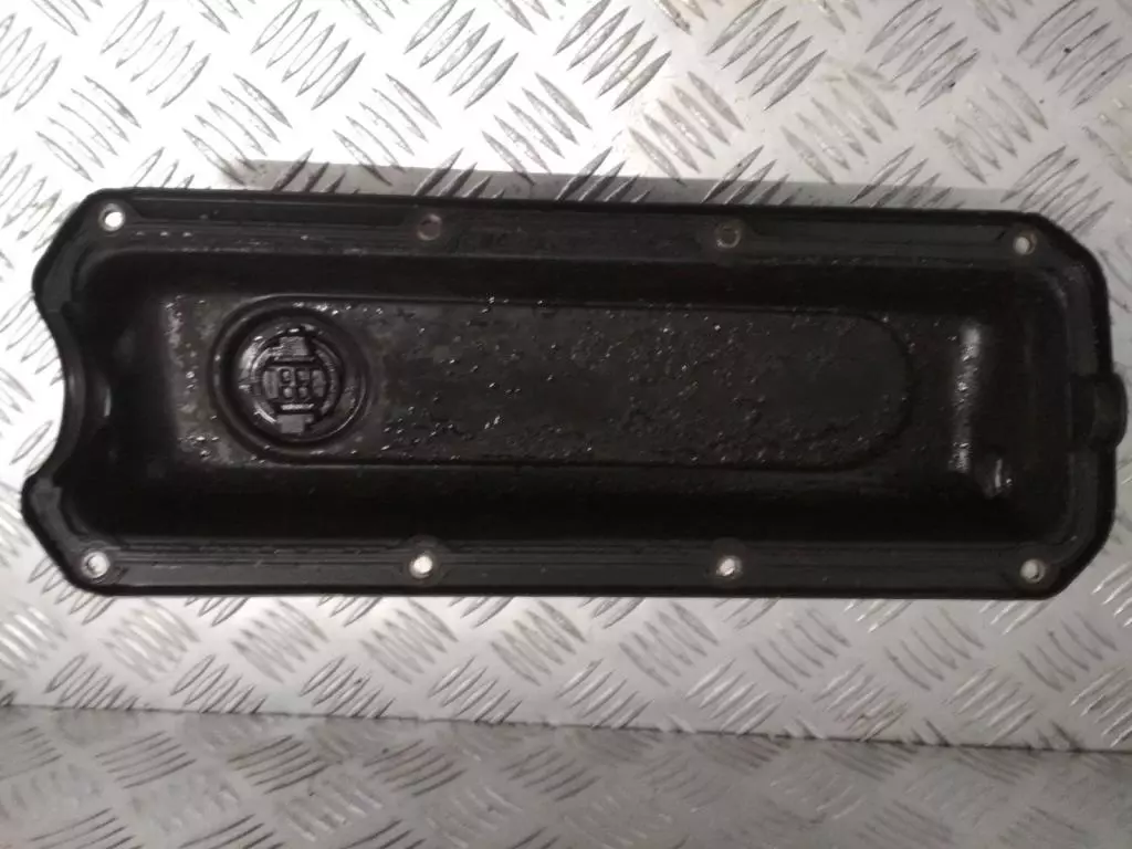 Клапанная крышка к Audi A4 1998