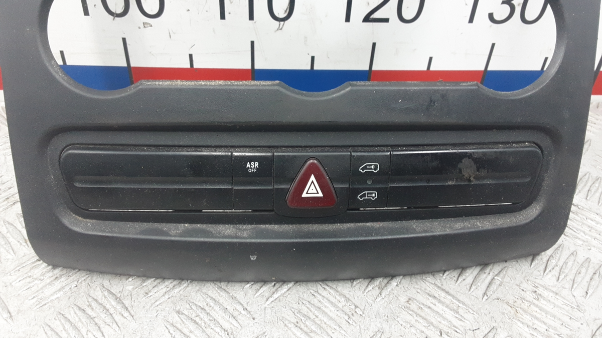 Кнопка  к Volkswagen  2008