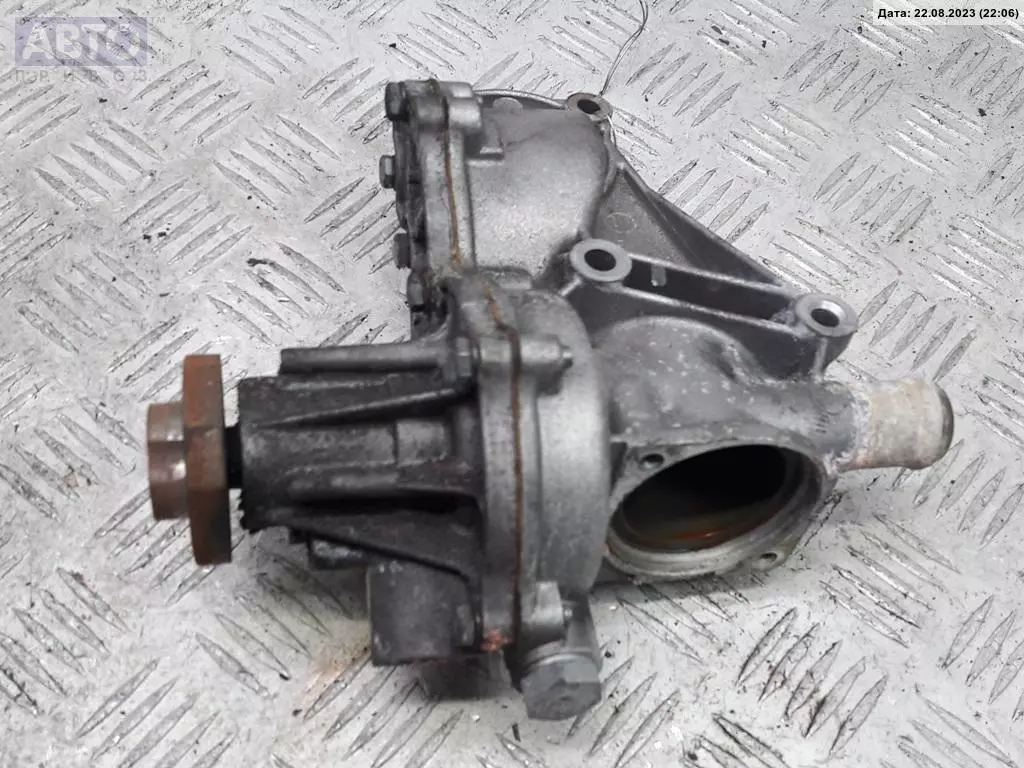 Помпа к Volkswagen Bora 2001