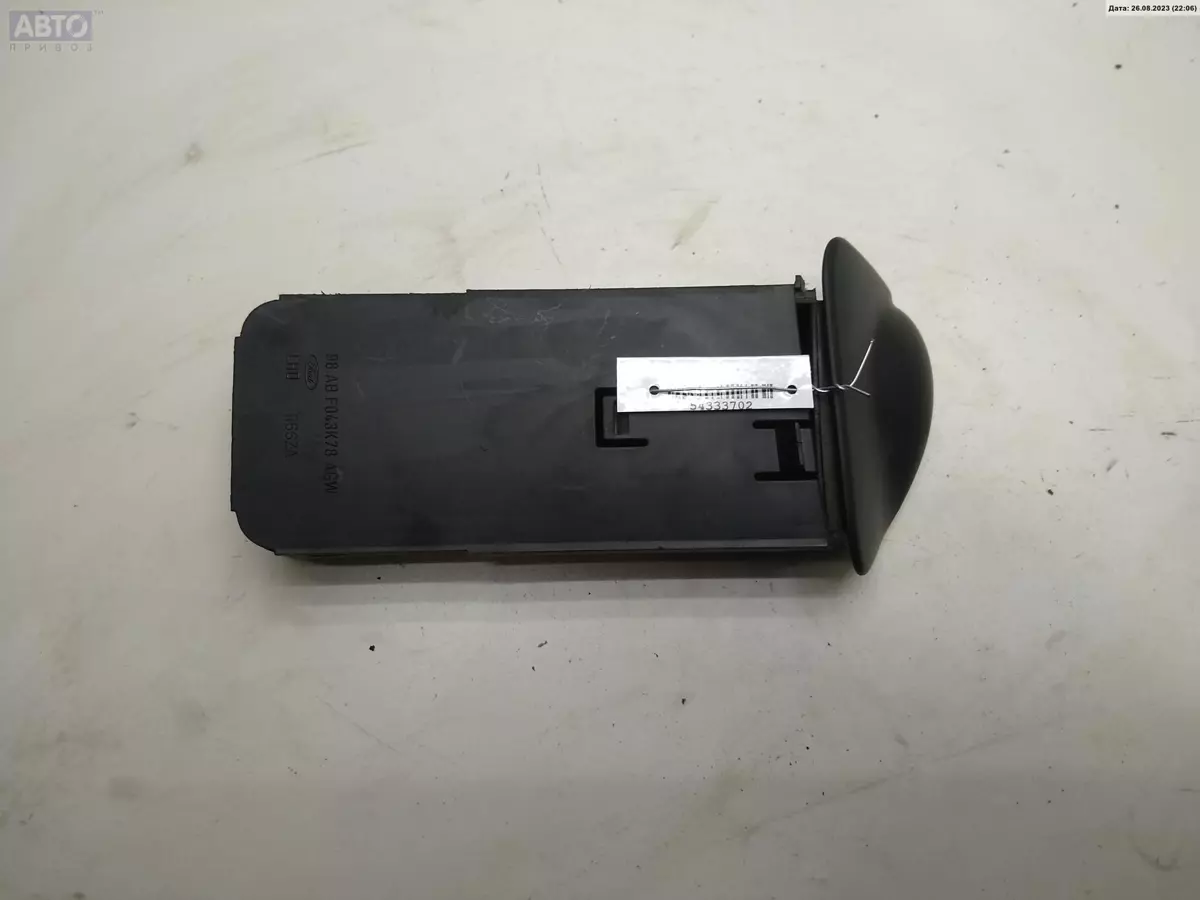 Пепельница к Ford Focus 2004