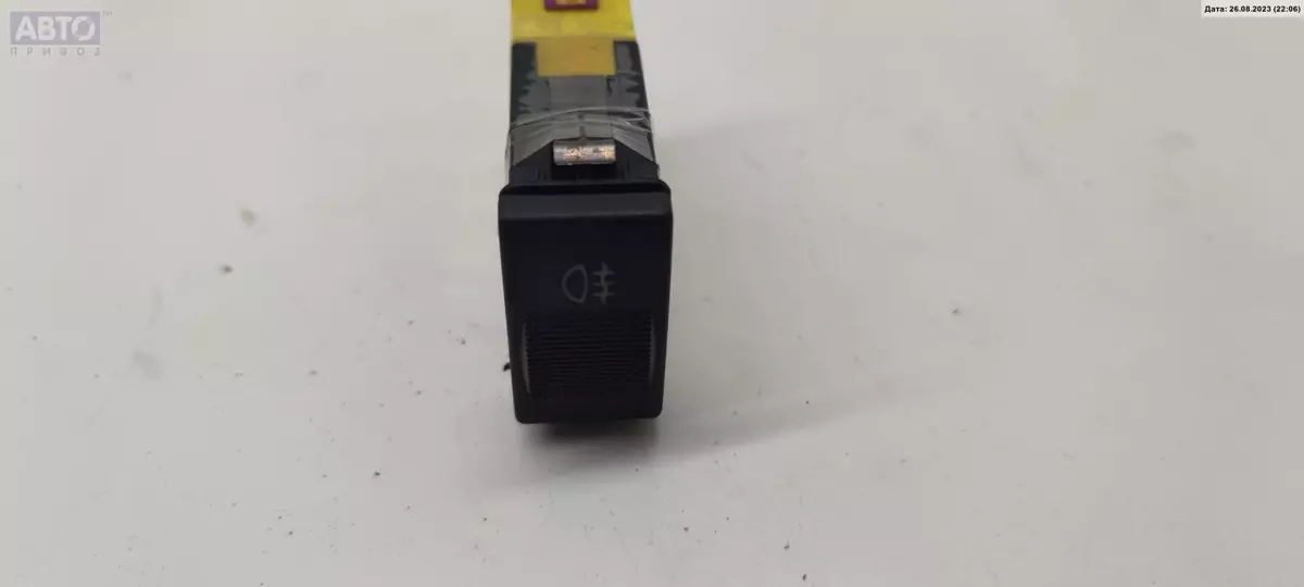 Кнопка противотуманных фар к Audi A4 1995