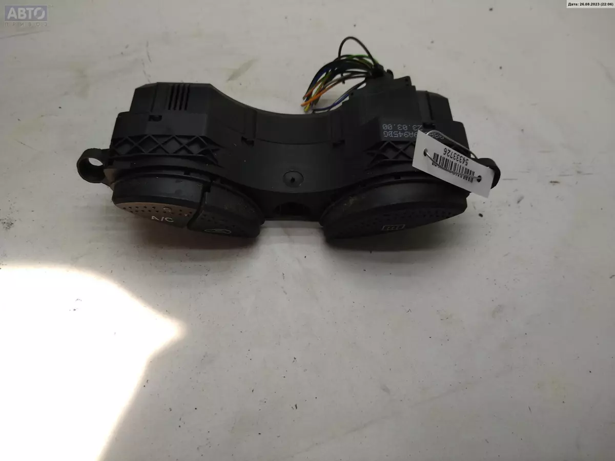 Кнопка  к Ford Focus 2000