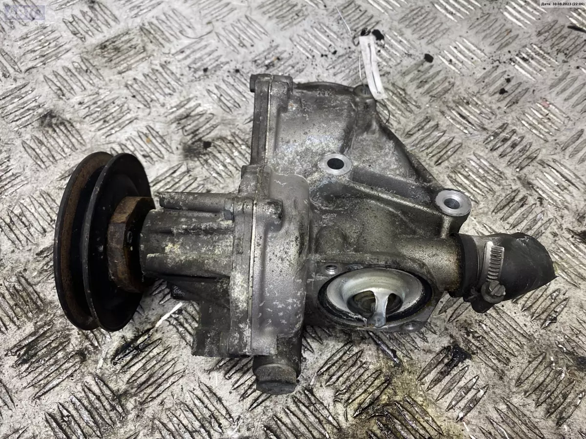 Помпа к Audi A4 1995