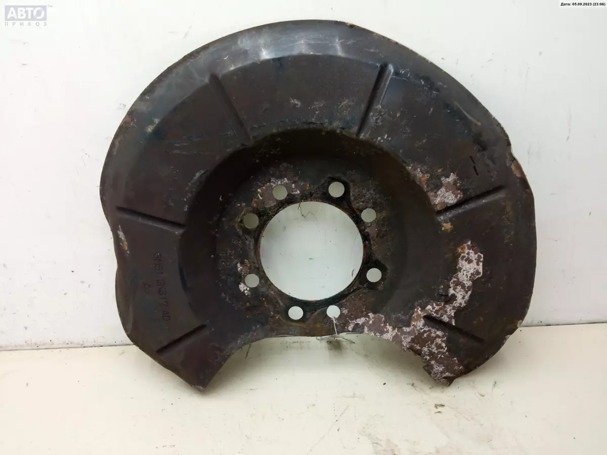 Кожух к Mazda 5 2005
