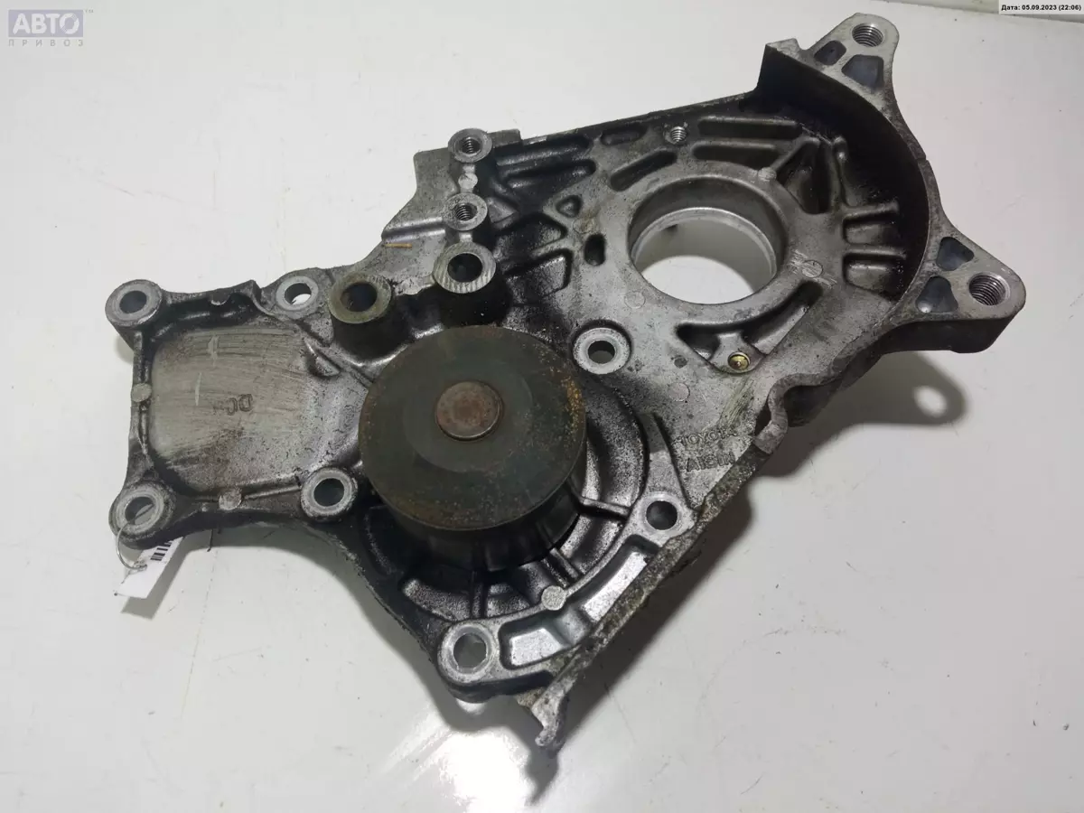 Помпа к Toyota Corolla 2003