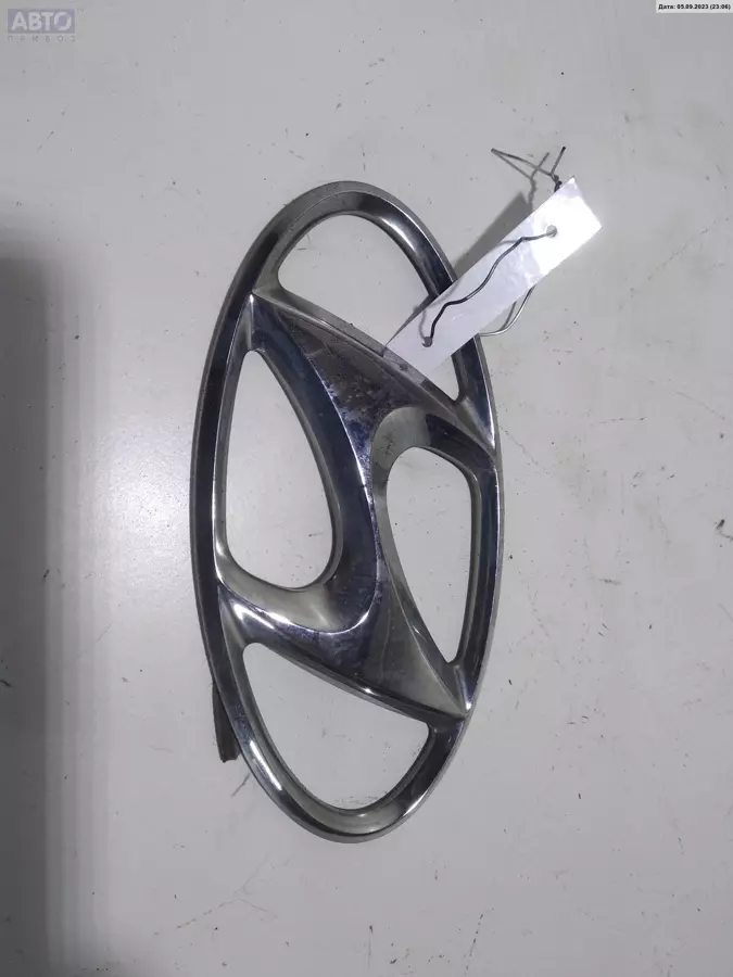 Эмблема к Hyundai Santa Fe 2005