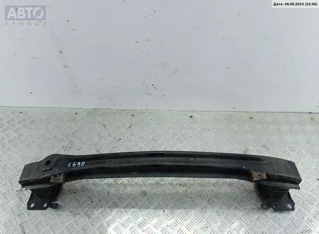 Усилитель бампера к SEAT Altea 2007