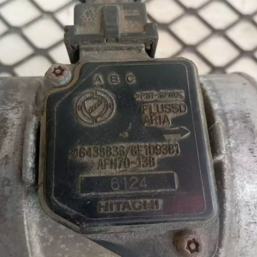 Расходомер воздуха к Fiat Brava 1998