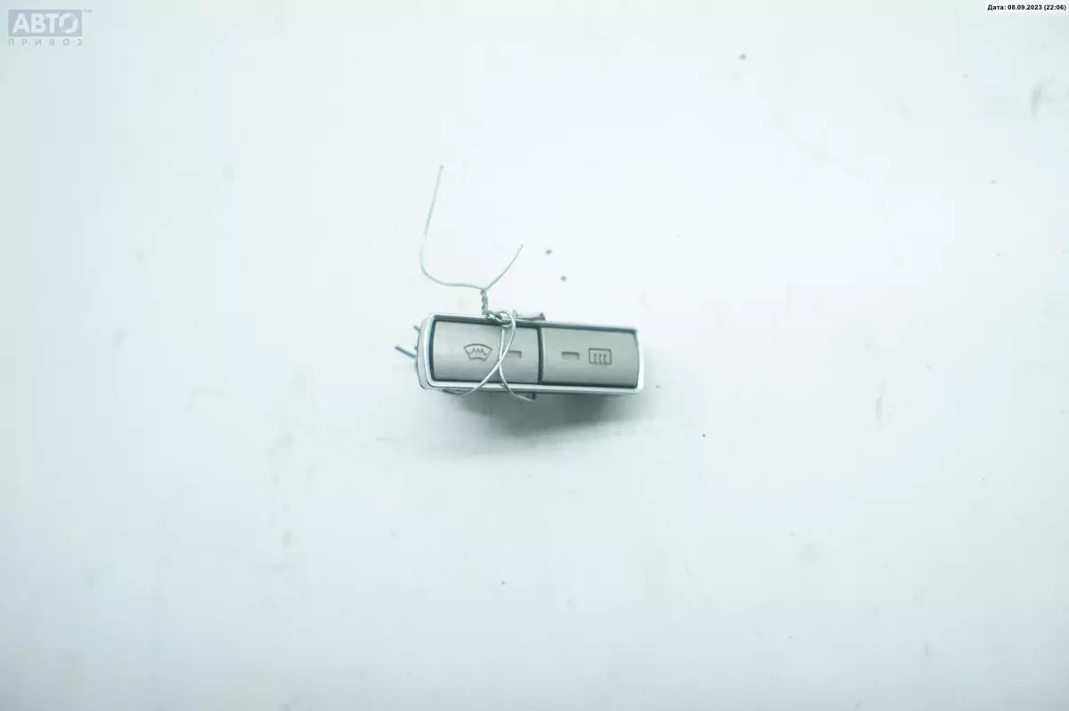 Кнопка  к Ford Mondeo 2008