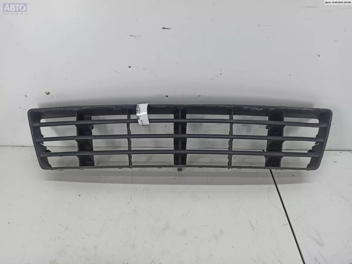 Решетка бампера к Audi A6 2001