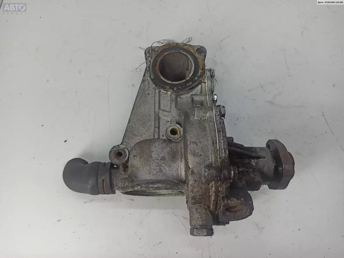 Помпа к Audi A4 1996