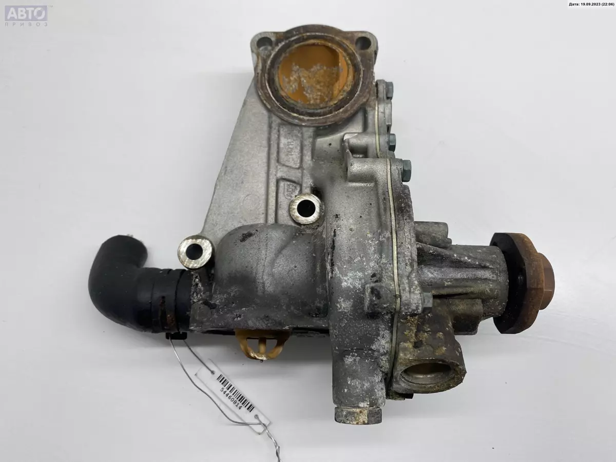Помпа к Audi A4 1997