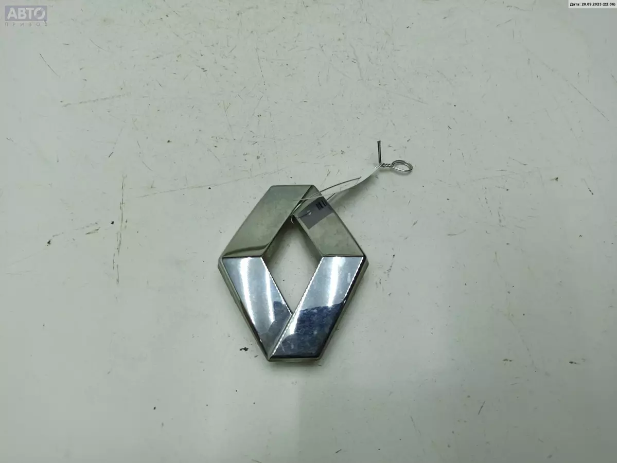 Эмблема к Renault Modus 2004