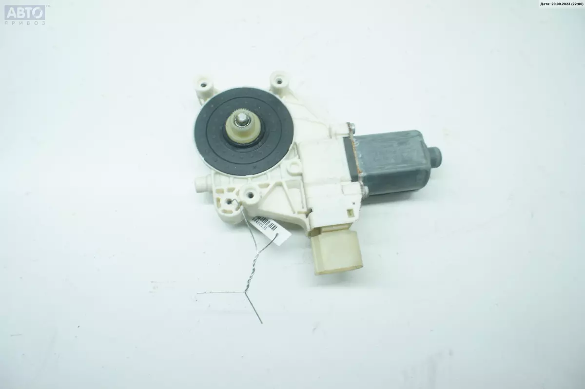 Моторчик стеклоподъемника к Ford S-MAX 2007