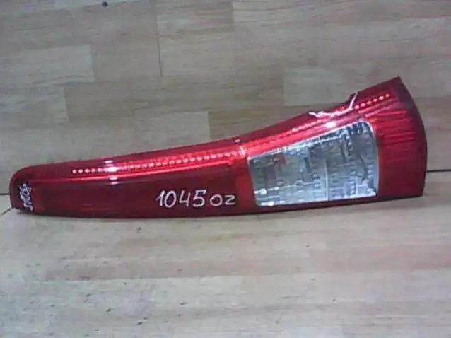 Фонарь задний правый к Daihatsu Cuore 2003